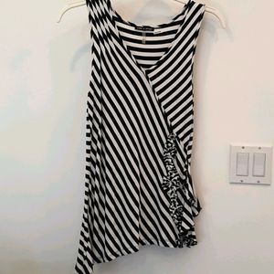 Cable and Gauge sleeveless top